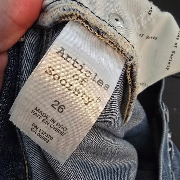 Articles Of Society Women's Distressed Destroyed Janis Boyfriend Jeans Size 26 - Picture 7 of 16